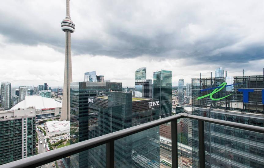 View High-rise Apartment *